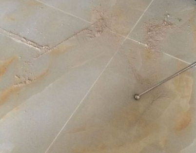 响水瓷砖空鼓维修公司分享粘合剂选择不当在瓷砖铺贴过程中可能导致以下问题